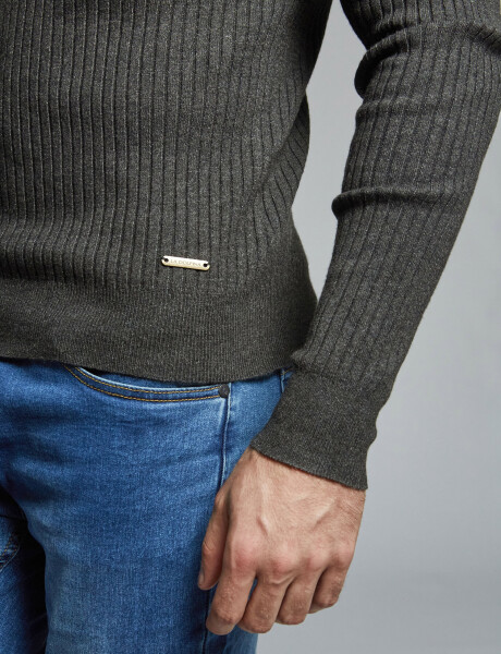 Sweater tejido negro melange