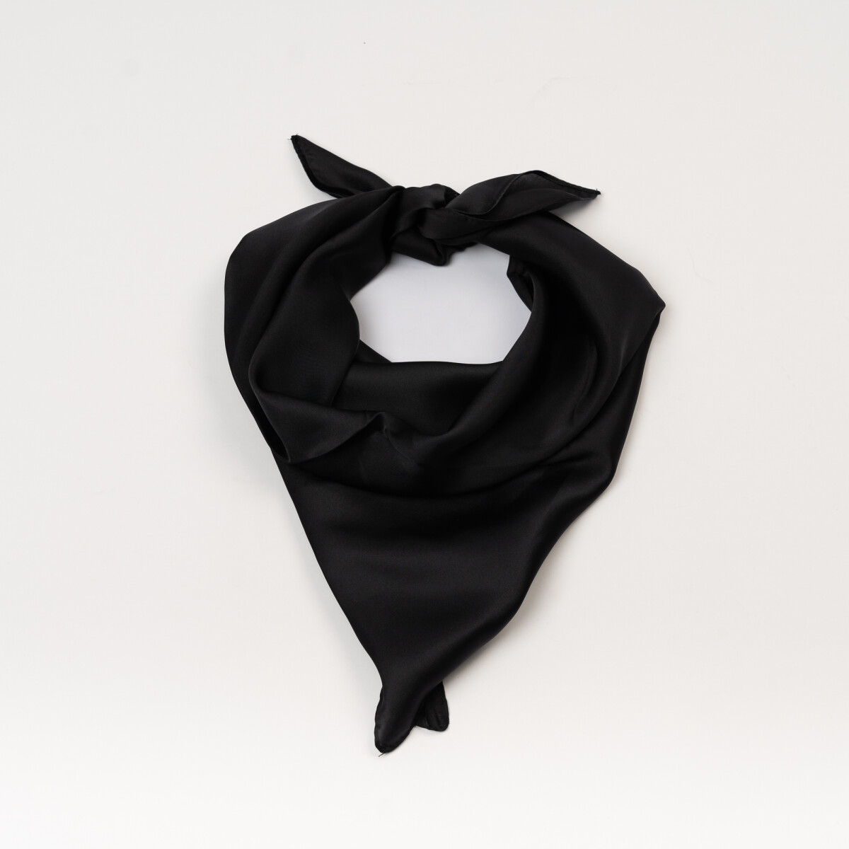 PAÑUELO MERIDA NEGRO 
