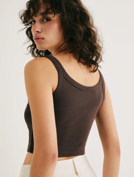 MUSCULOSA CROPPED BÁSICA MARRÓN