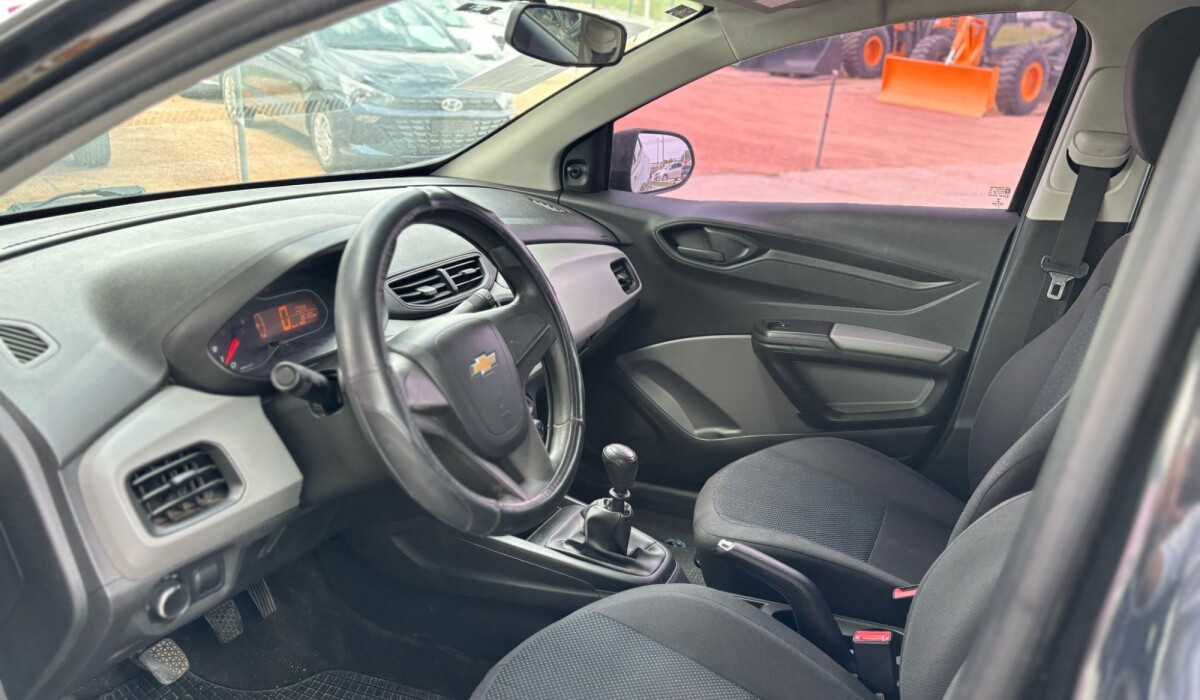 Chevrolet Onix 1,0 Joy LT - 2018 Chevrolet Onix 1,0 Joy LT - 2018