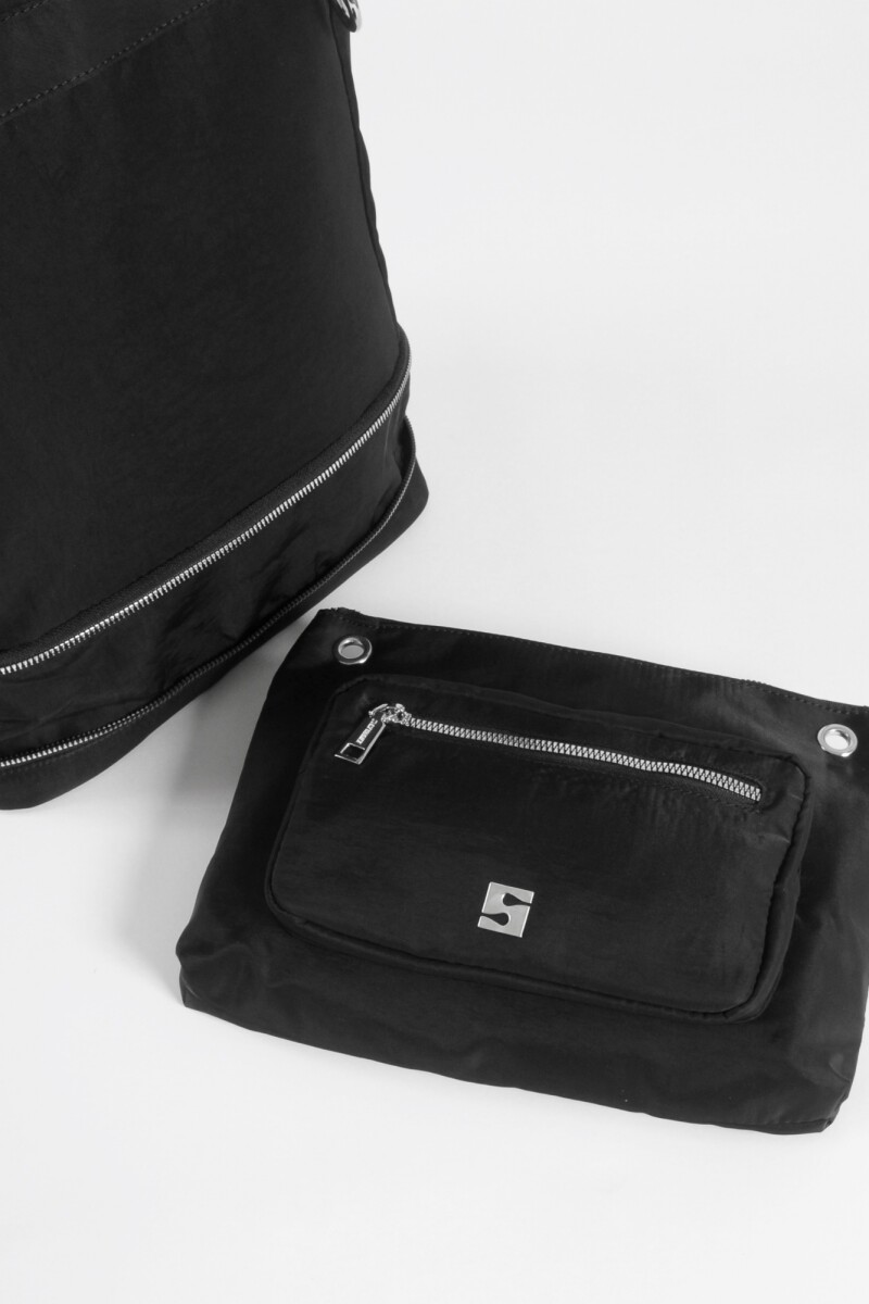 Mochila shopper con bolsillo removible negro