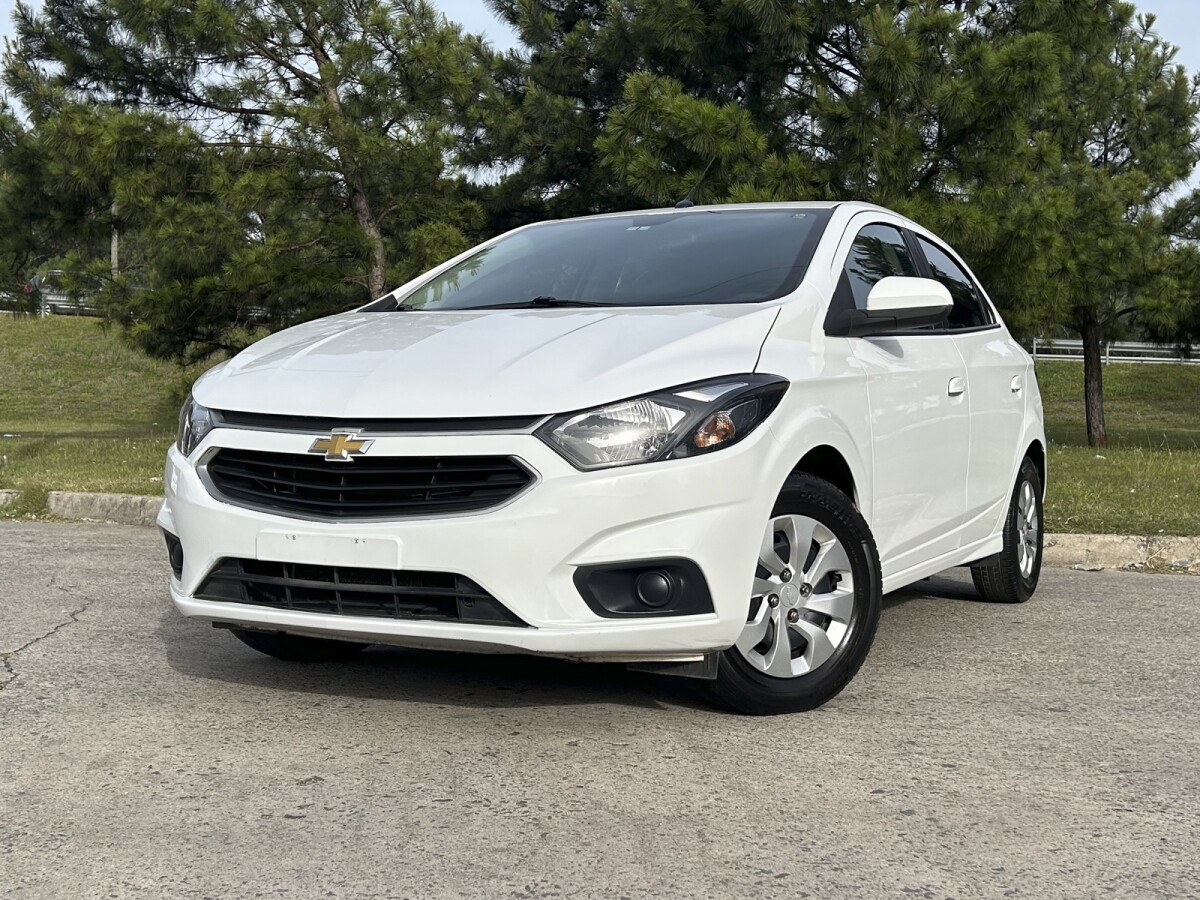 Chevrolet Onix Lt 2019 EXCELENTE ESTADO!| Permuta / Financia Chevrolet Onix Lt 2019 EXCELENTE ESTADO!| Permuta / Financia