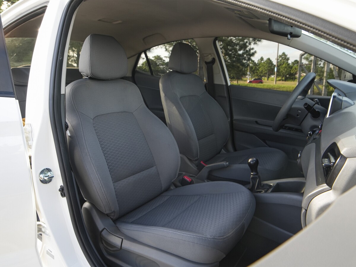 Hyundai HB20 Comfort 1.0 Extra Full 2023 Hyundai HB20 Comfort 1.0 Extra Full 2023