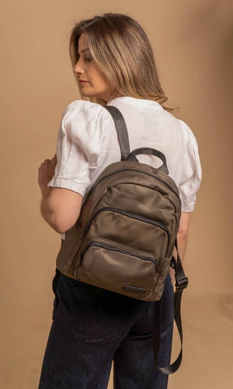 MOCHILA FLOR DE LOTO VERDE MILITAR