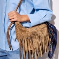 Imagen de Cartera Flecos Gamuza Vegana - Camel