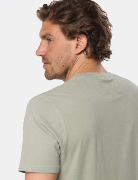 REMERA ESTAMPADA Verde