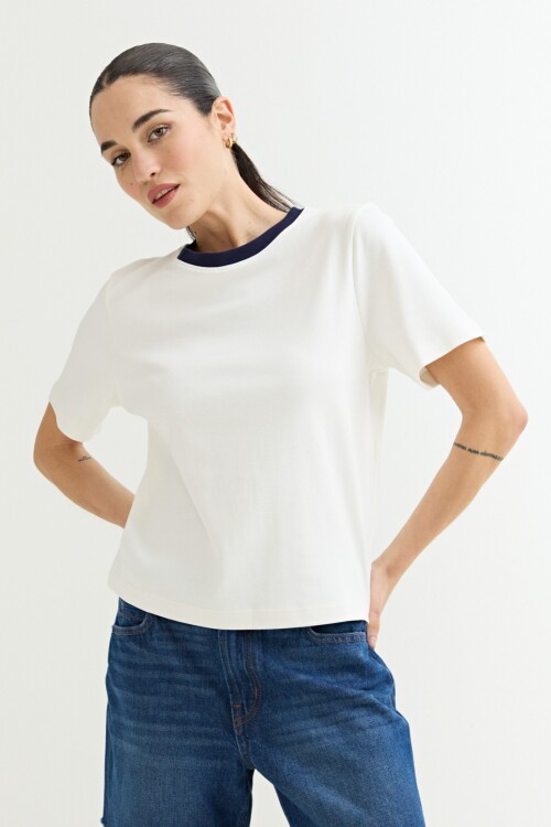 Remera cuello contratono CRUDO