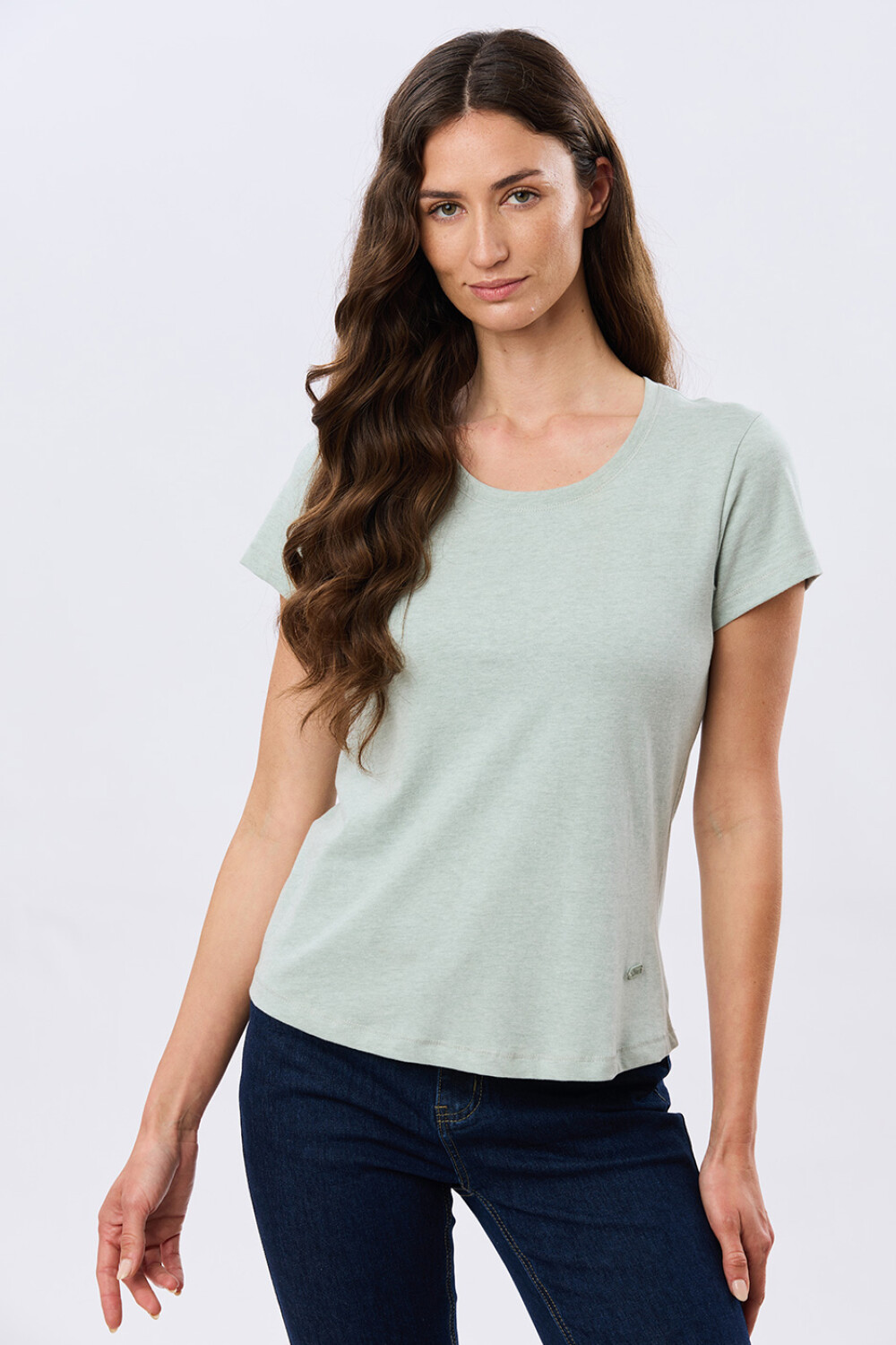 REMERA BÁSICA DE ALGODÓN Verde