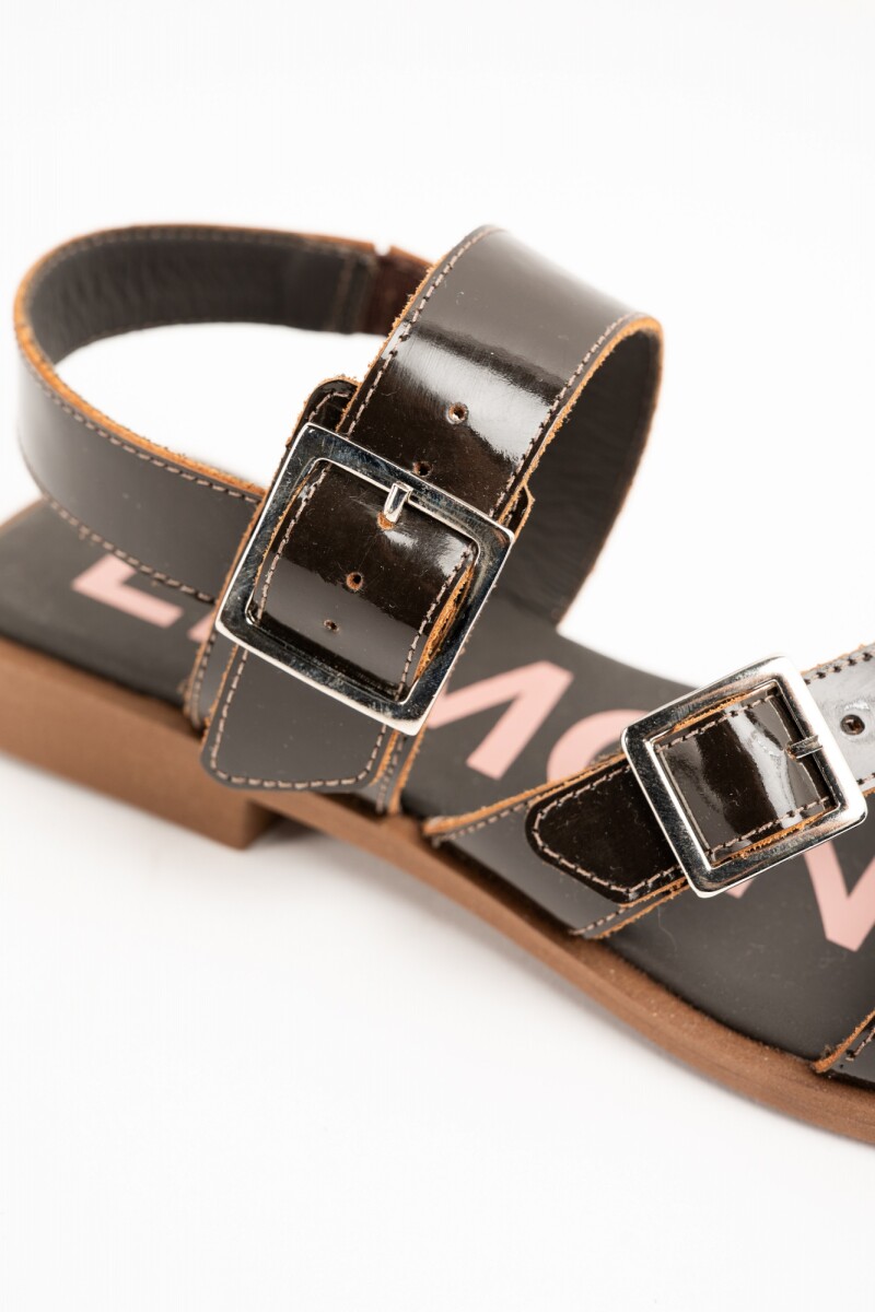Sandalias De Doble Hebilla Chocolate
