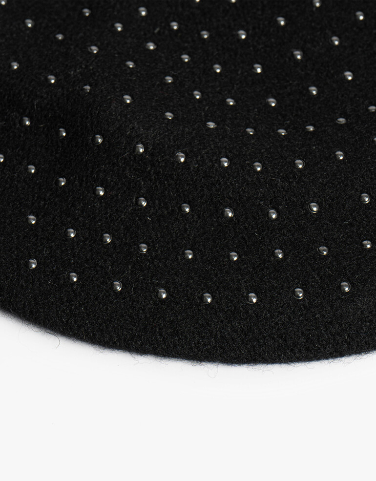 Boinas Boina Con Tachas - Negro