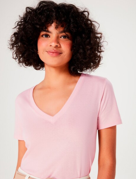 CAMISETA FEMENINA BÁSICA ESCOTE V ROSA CLARO