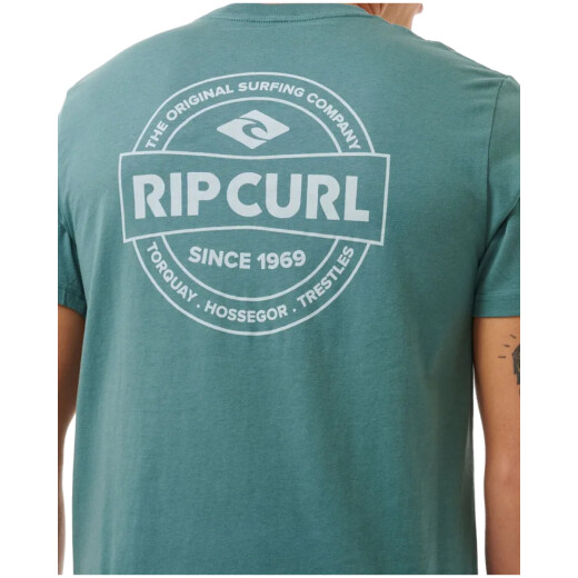 Remera Rip Curl Staple Tee - Verde Remera Rip Curl Staple Tee - Verde