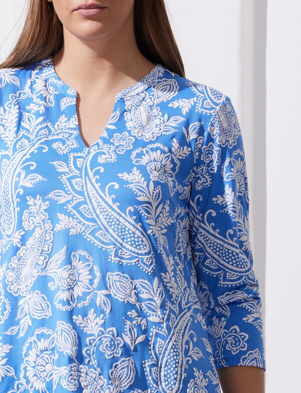 Blusa Relieve Printed AZUL/BLANCO