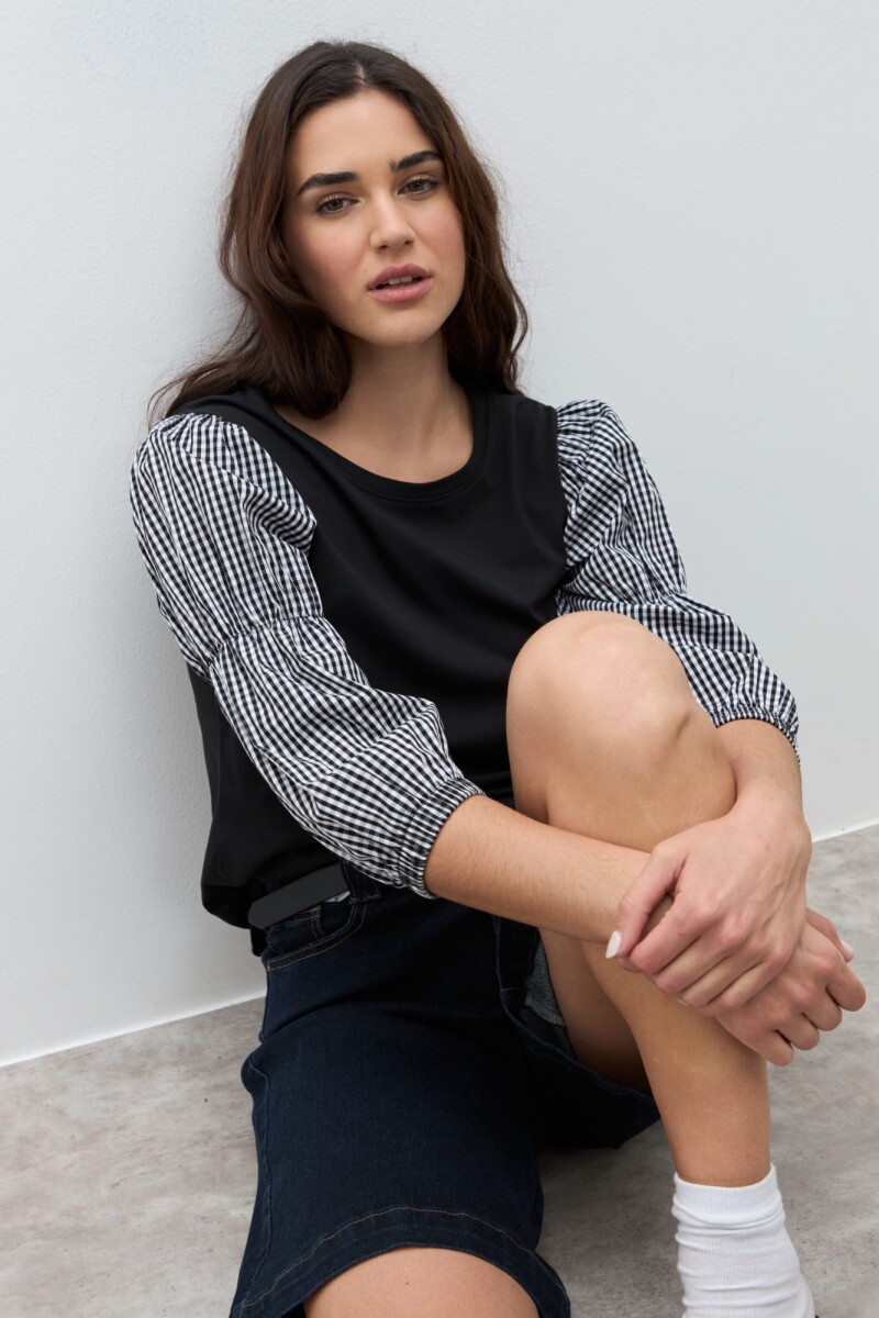 Remera mangas Vichy negro