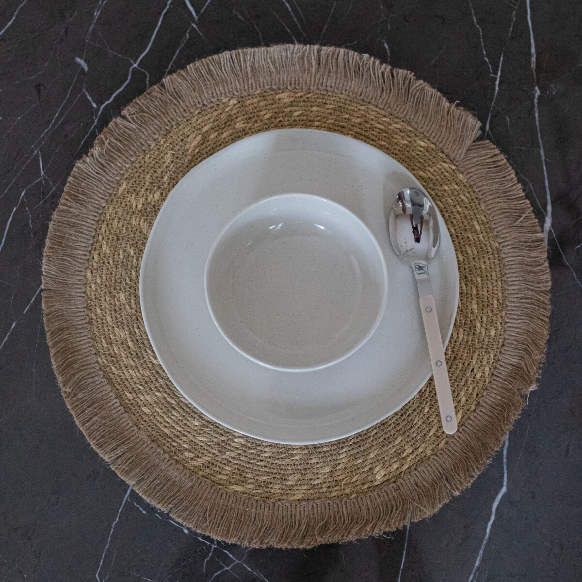 Individual redondo de yute 