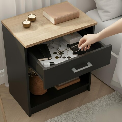 Mesa de Luz Italia - 1 Cajón y Nicho - MDP y ABS - 55cm Alto - Negro / Miel Mesa de Luz Italia - 1 Cajón y Nicho - MDP y ABS - 55cm Alto - Negro / Miel