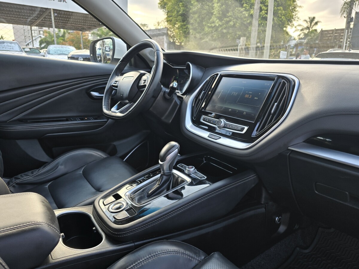 Jetour X70 Luxury 2023 EXCELENTE ESTADO! | Permuta/ Financia Jetour X70 Luxury 2023 EXCELENTE ESTADO! | Permuta/ Financia