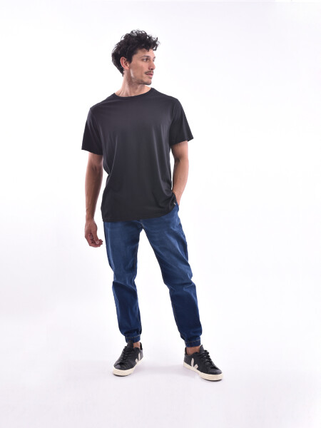 REMERA NAUPLIA NEGRO