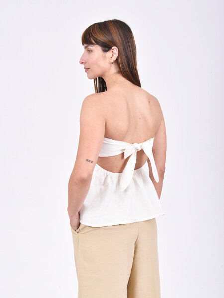 TOP KAILA CRUDO