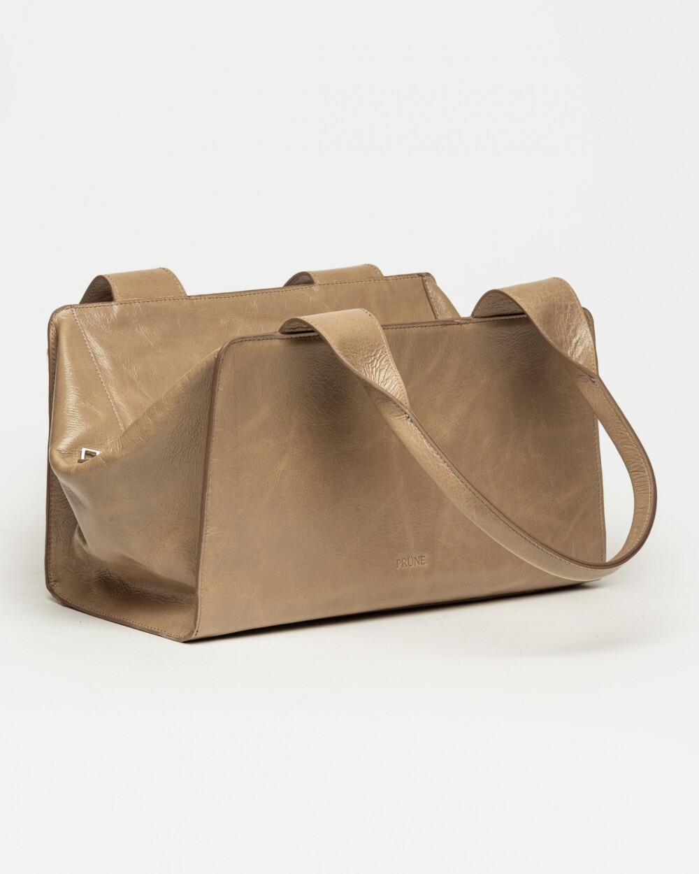 Bolso Mila en cuero arrugado Taupe