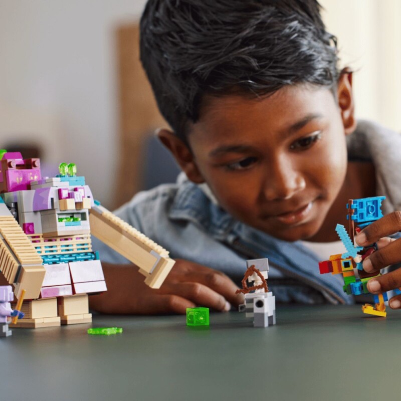 Lego Minecraft Duelo contra el devorador 420 pcs 8+ Lego Minecraft Duelo Contra El Devorador 420 Pcs 8+