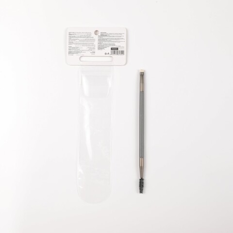 BROCHA DOBLE USO PARA CEJAS Y DELINEADOR BROCHA DOBLE USO PARA CEJAS Y DELINEADOR