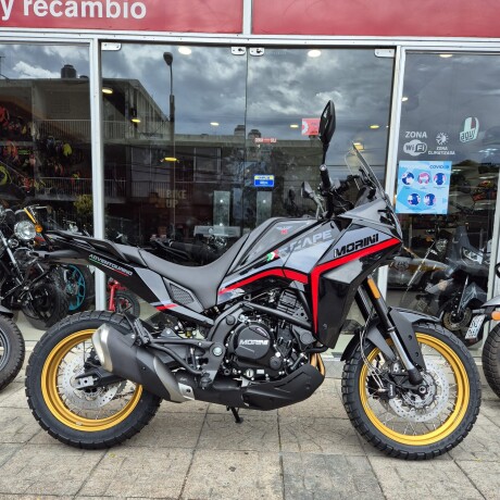 Moto Morini XCape 650 Negro GOLD EDITION