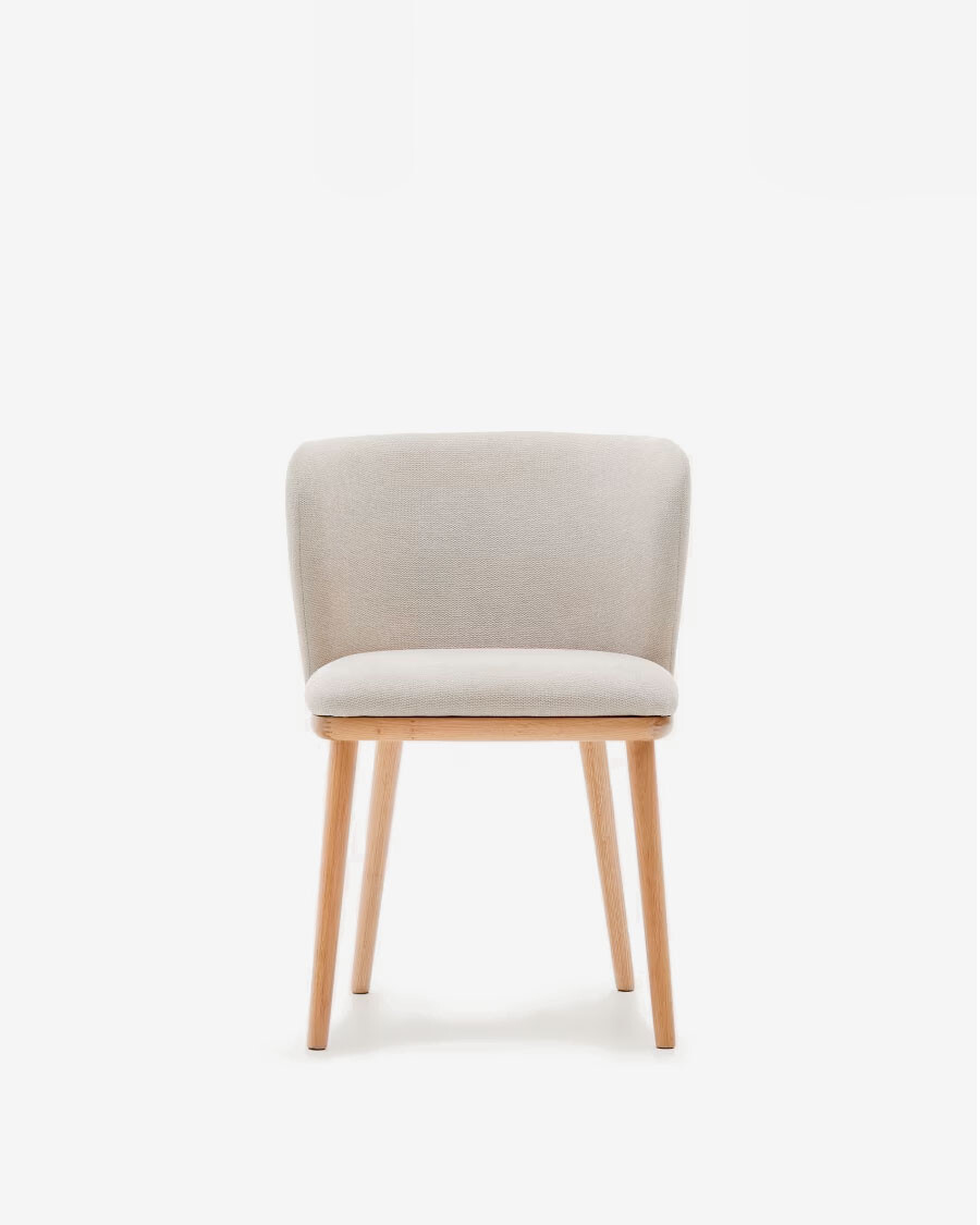 Silla Ciselia chenilla beige y madera maciza de fresno acabado tono natural FSC Mix Credit Silla Ciselia chenilla beige y madera maciza de fresno acabado tono natural FSC Mix Credit