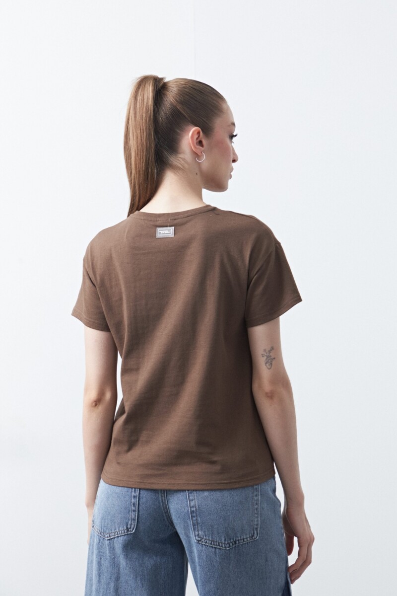 REMERA BONETERO Café