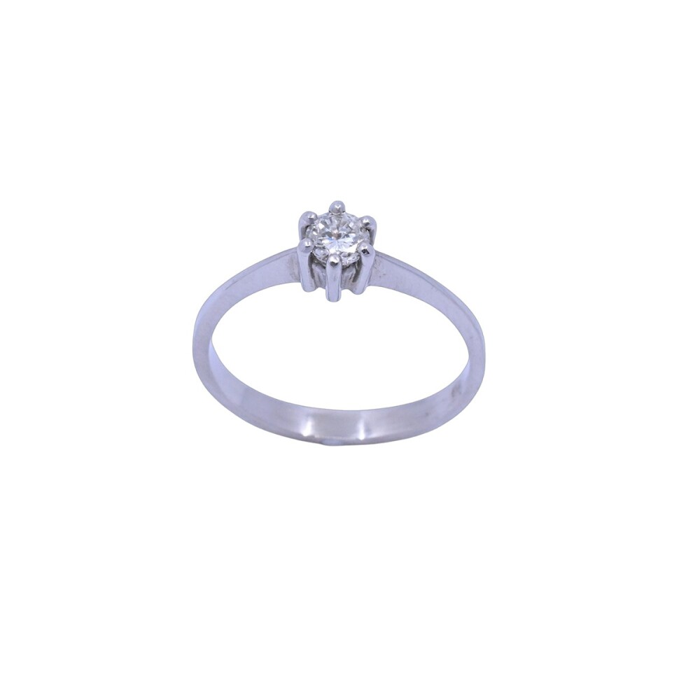 Anillo solitario platino y brillante. Anillo solitario platino y brillante.