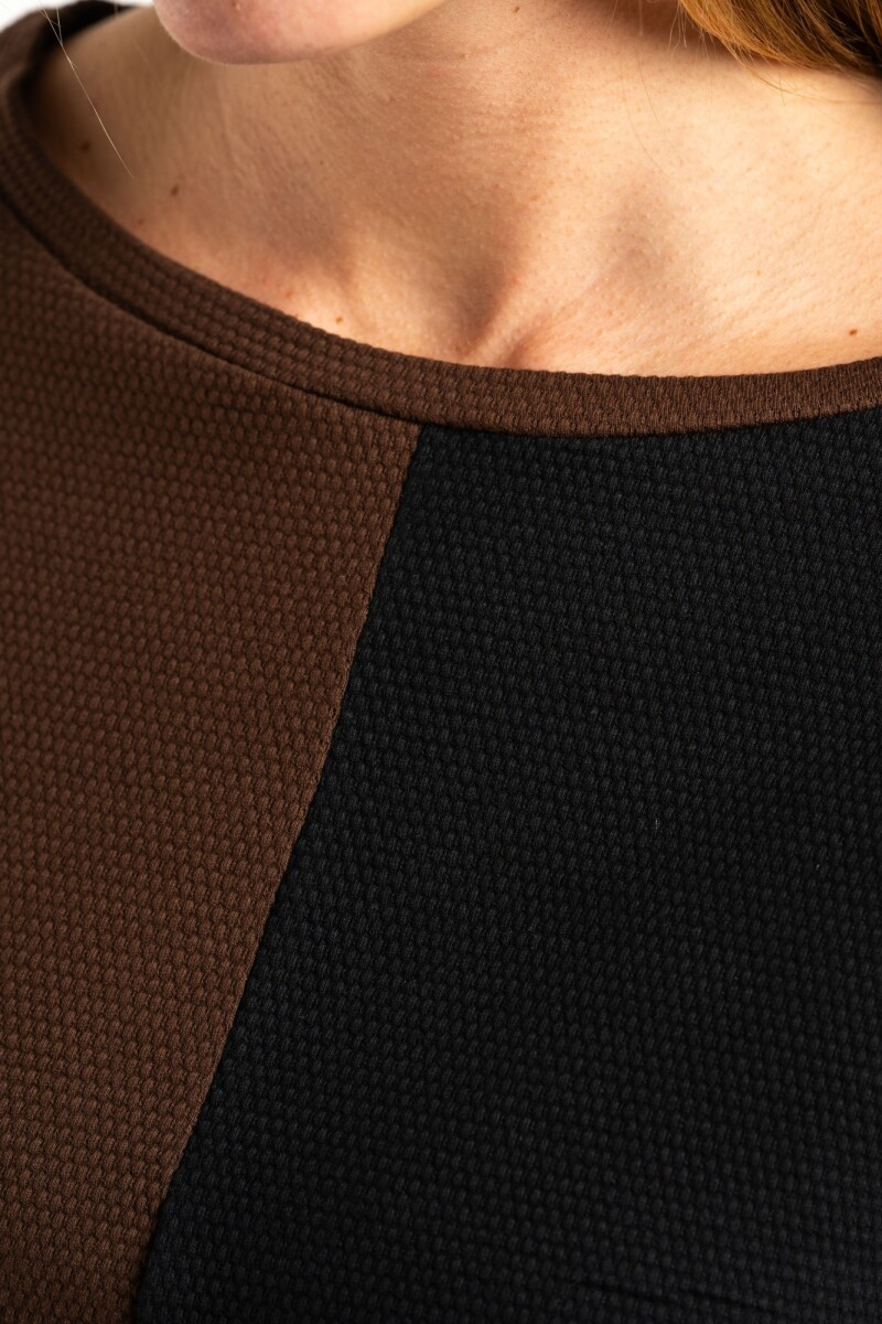 Sweater Chocolate