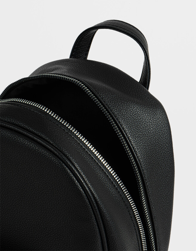 Mochilas Urbanas Color Block Mochila Con Charms - Negro