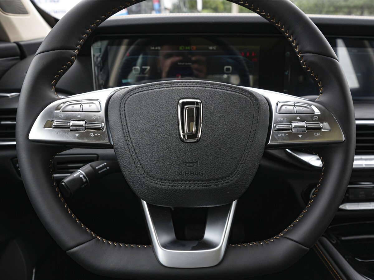Bestune T77 Premium 1.5 0KM | Permuta / Financia Bestune T77 Premium 1.5 0KM | Permuta / Financia