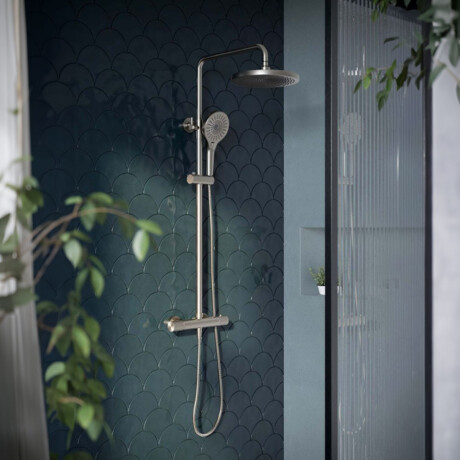 Griferia Barra Ducha En Ac Inox Color Brushed Nickel - Serie Signature GRIS-BRUSHED NICKEL
