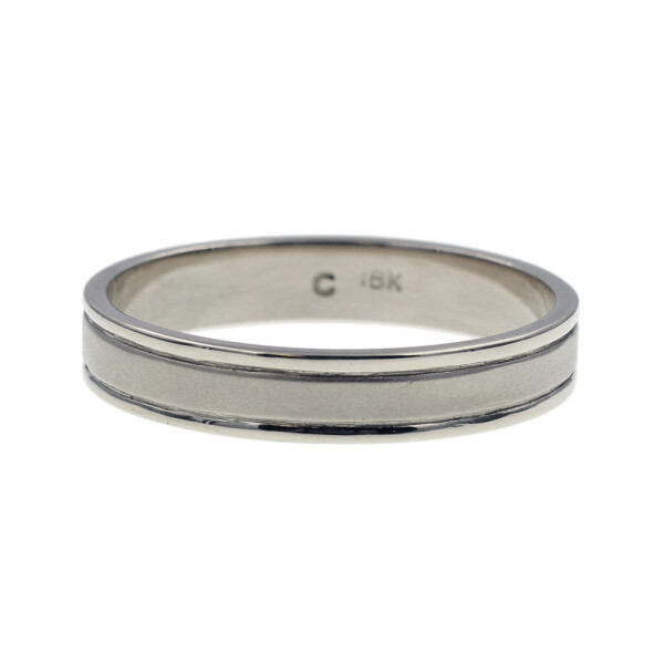 Par de alianzas de oro blanco 18k satinado y brillo de 4.5mm Par de alianzas de oro blanco 18k satinado y brillo de 4.5mm