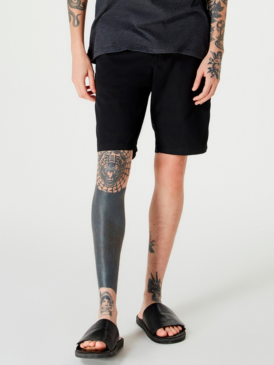 BERMUDA RECTA ESTILO CHINO EN LINO - NEGRO 