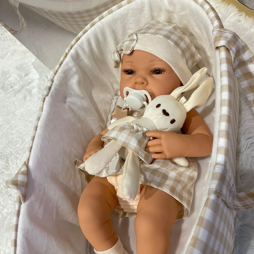 Muñeca OLIVE con accesorios beige NEWBORN Muñeca OLIVE con accesorios beige NEWBORN