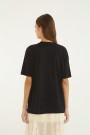 REMERA CARIOCA Negro