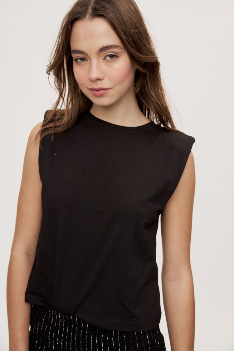 REMERA BOLDA Negro