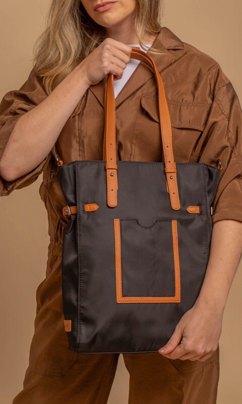 CARTERA BROMELIA NEGRO C/SUELA