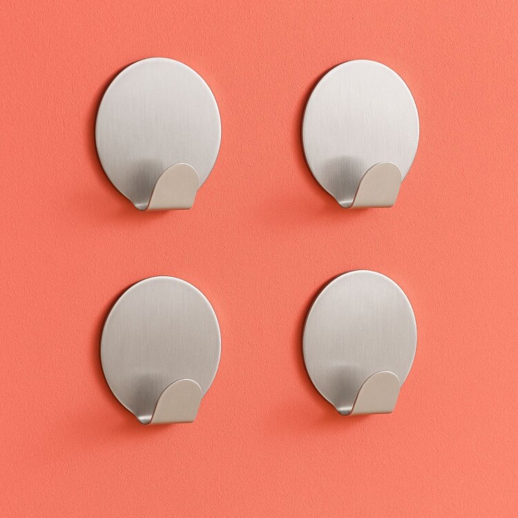 GANCHOS ADHESIVOS DE ACERO X 4 UNIDADES PLATEADO