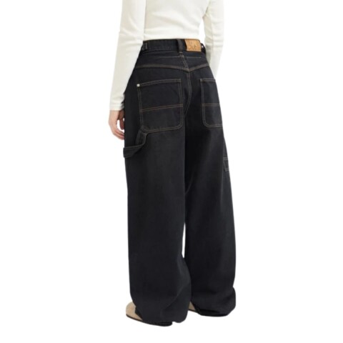 JEAN MAKALU 24-34 NEGRO