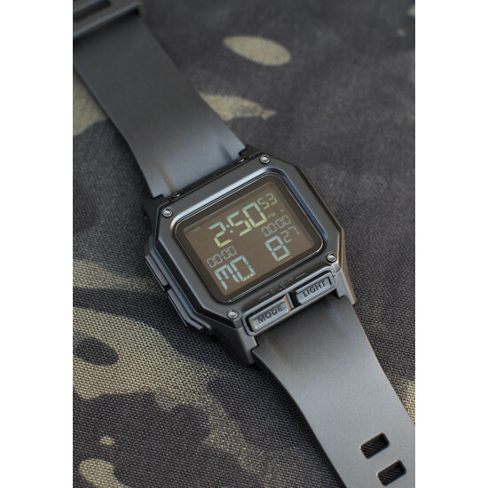 Reloj Nixon Deportivo Silicona Negro 0