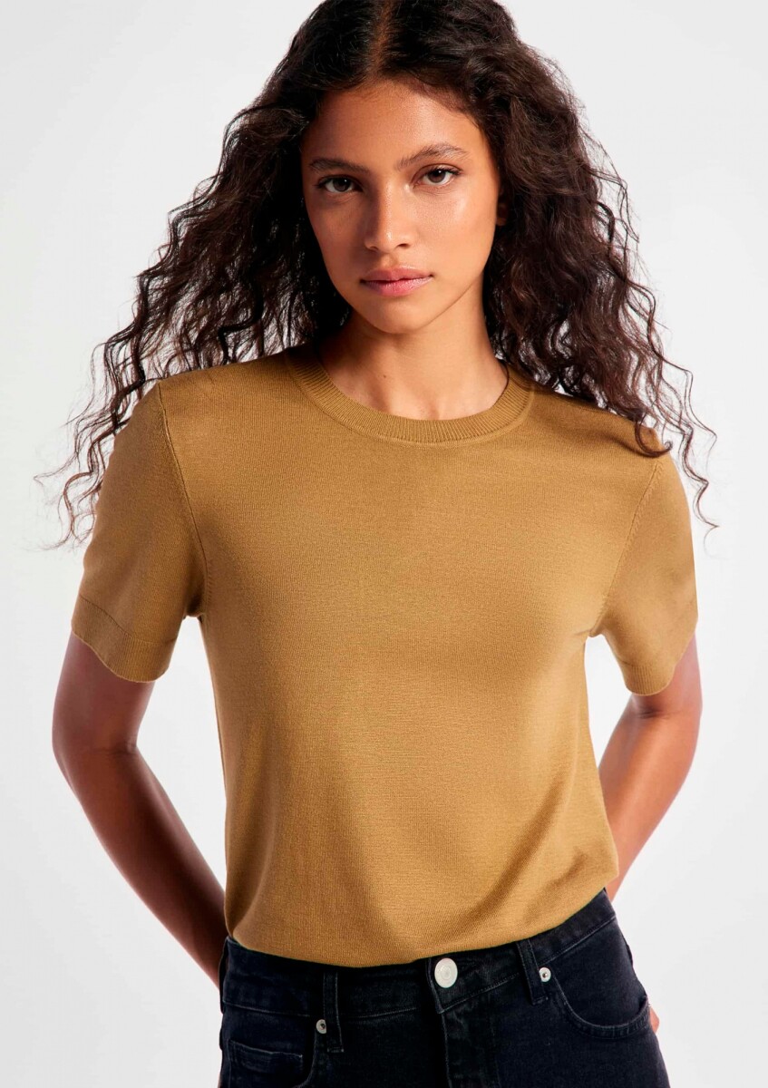 BLUSA DE MANGA CORTA EN PUNTO - MARRÓN 