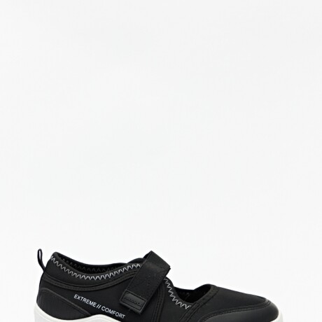 ZAPATILLA COMFINA Negro
