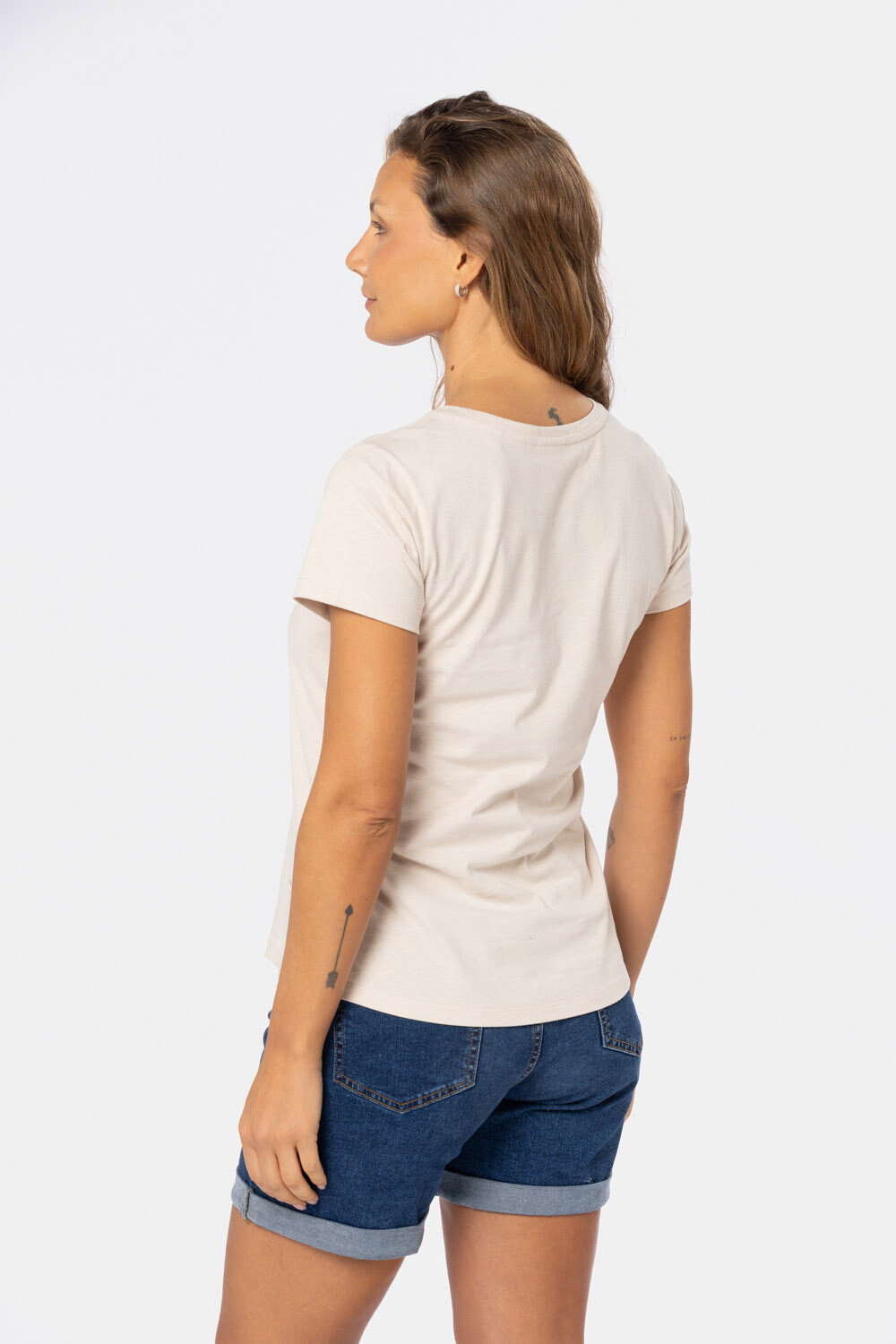 REMERA BÁSICA DE ALGODÓN Beige