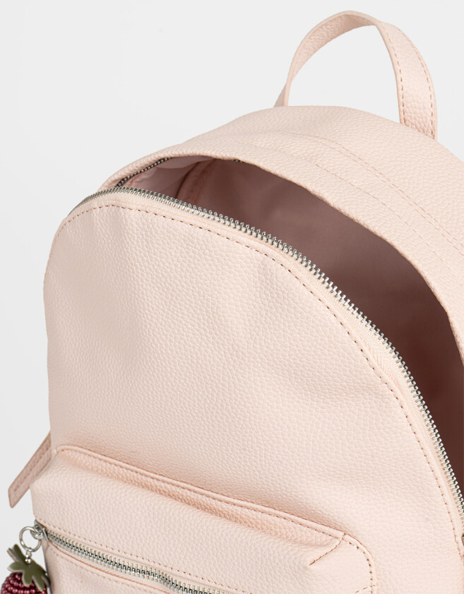 Mochilas Urbanas Mochila Texturada Con Charm - Rosa Viejo