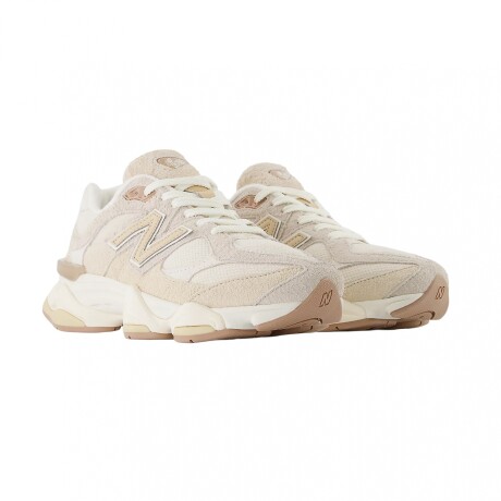 Championes New Balance 9060 CCB