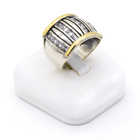 Anillo de plata 925 y double en oro 18 ktes con circonias. Anillo de plata 925 y double en oro 18 ktes con circonias.