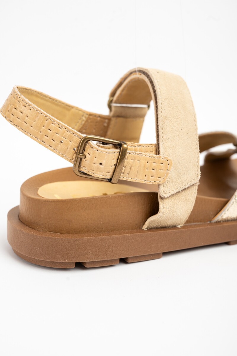 Sandalias Track Camel Dorado Cuero Nácar